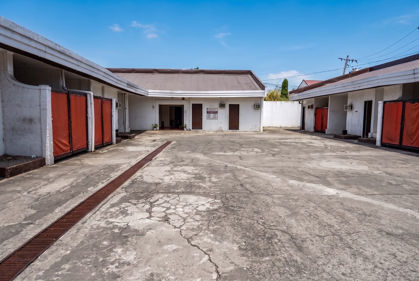 Red Dot Hotel & Spa guest units